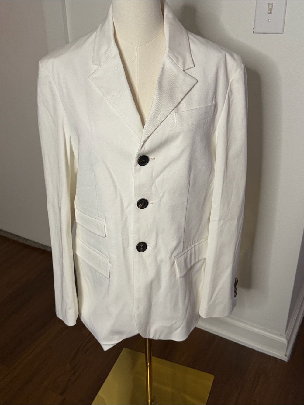 NWOT PLAN C WHITE BLAZER SZ 40